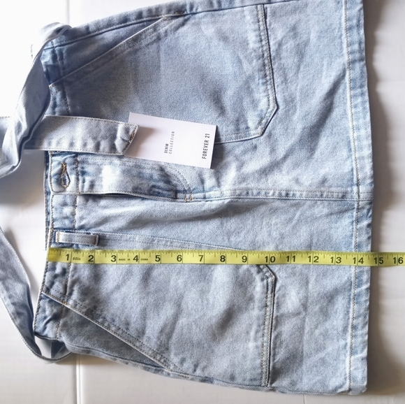 🪷 Forever 21 Belted Light Blue Denim Mini Skirt. Size XS. - Picture 5 of 9